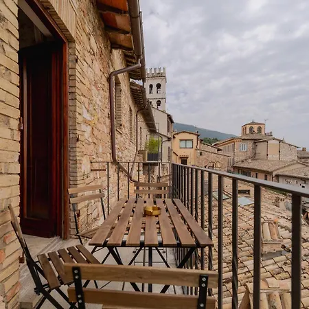 Benedictine Monastery Of 1072 Villa Assisi Exterior photo